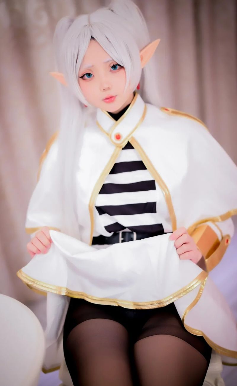 ảnh cosplay frieren cực dâm