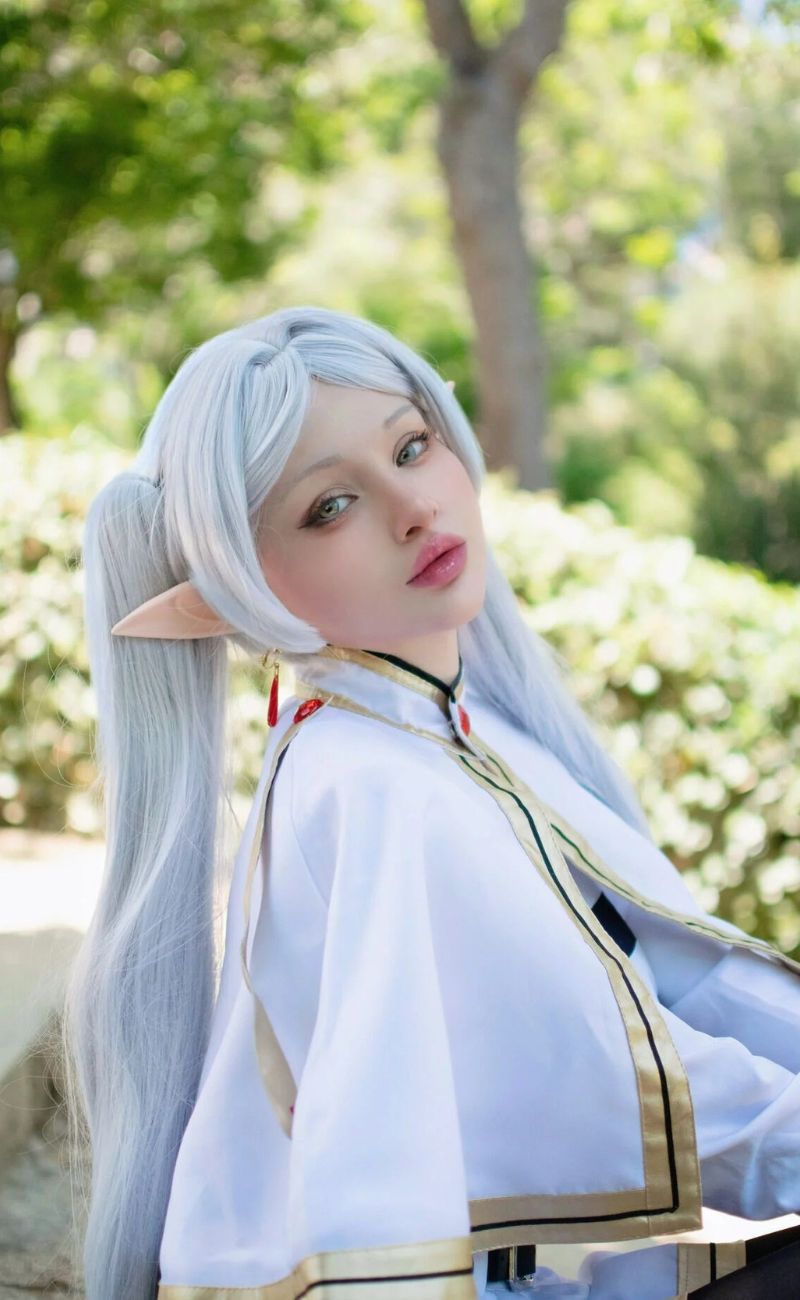 ảnh cosplay frieren đáng yêu