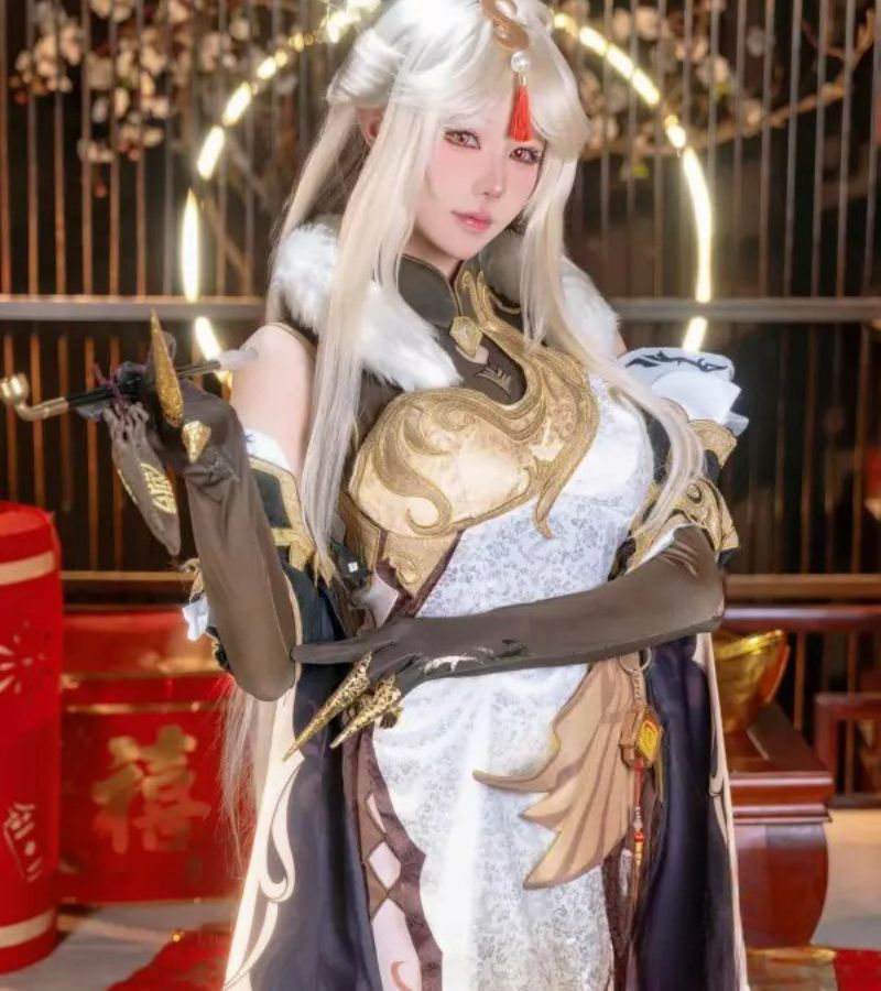 ảnh cosplay genshin gợi cảm