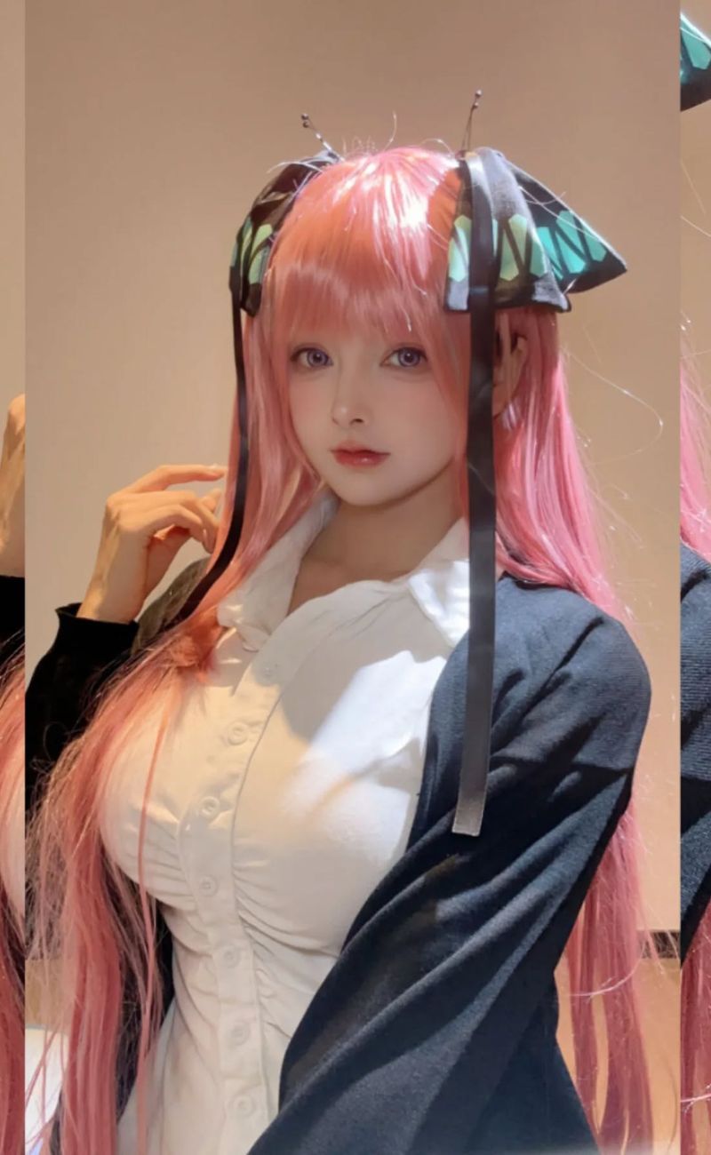 ảnh cosplay nino gợi cảm