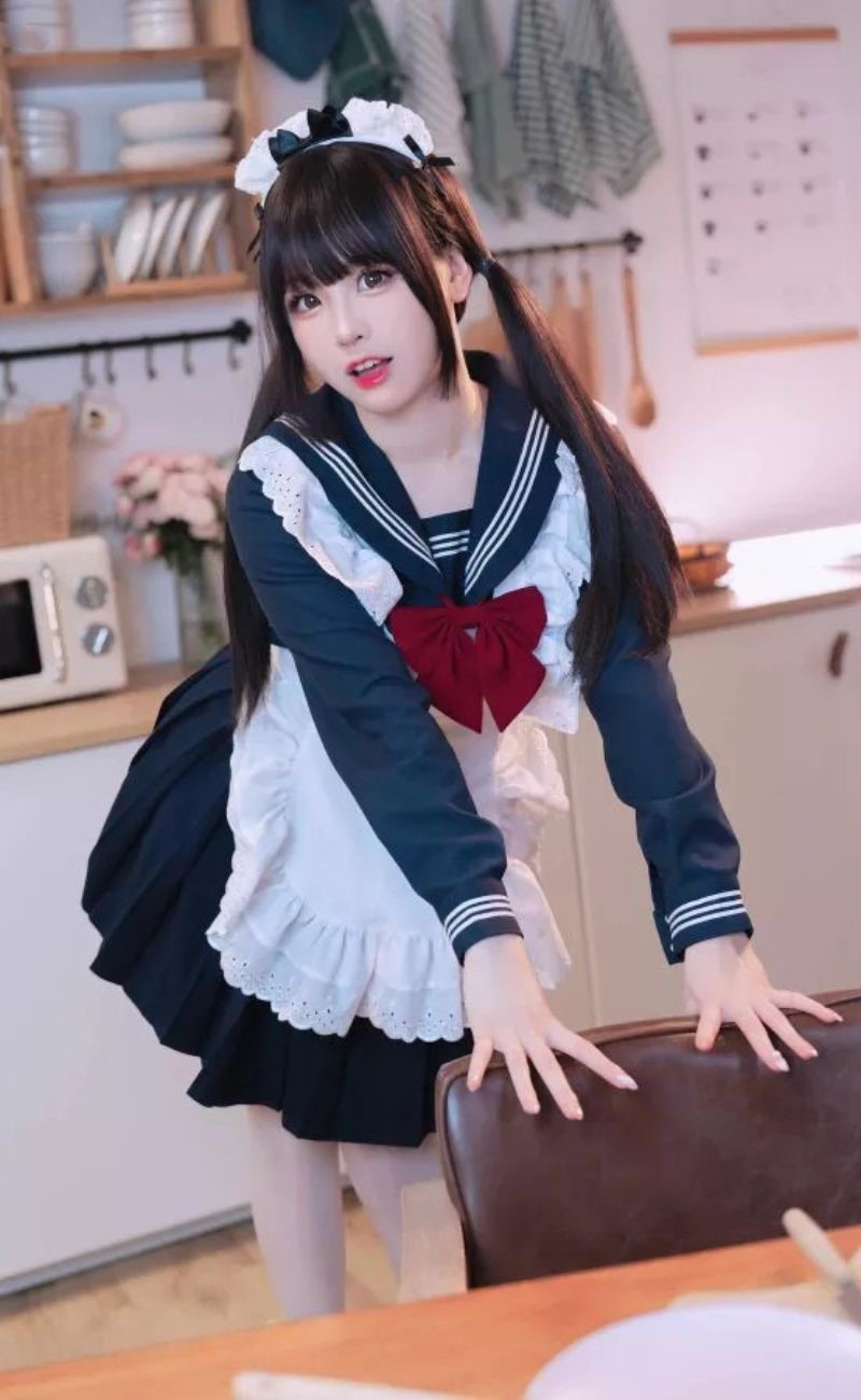 cosplay hầu gái xinh