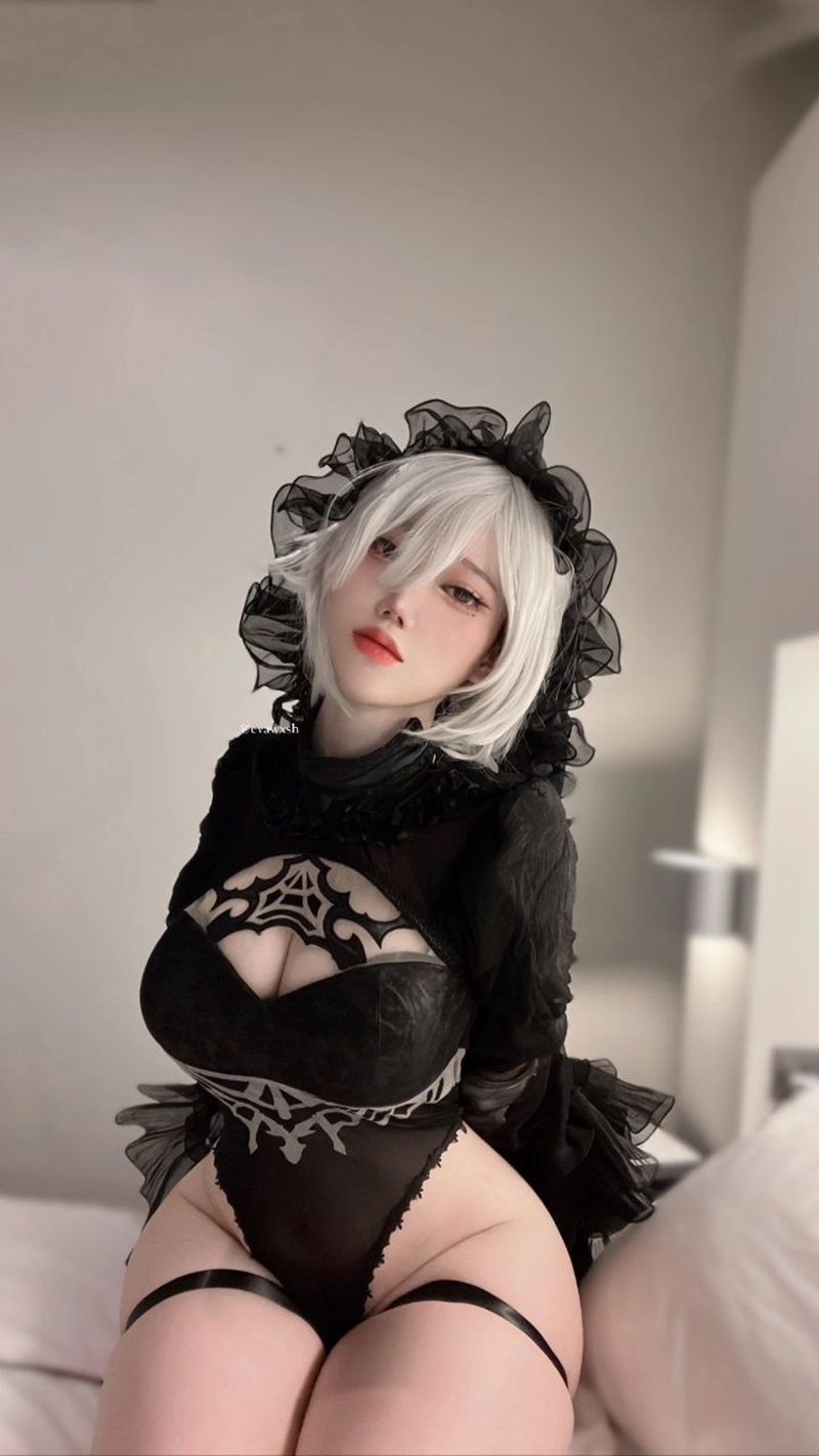 cosplay maid xinh