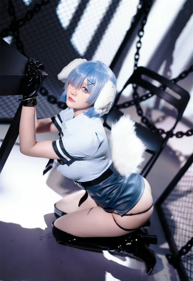 cosplay rem gợi cảm