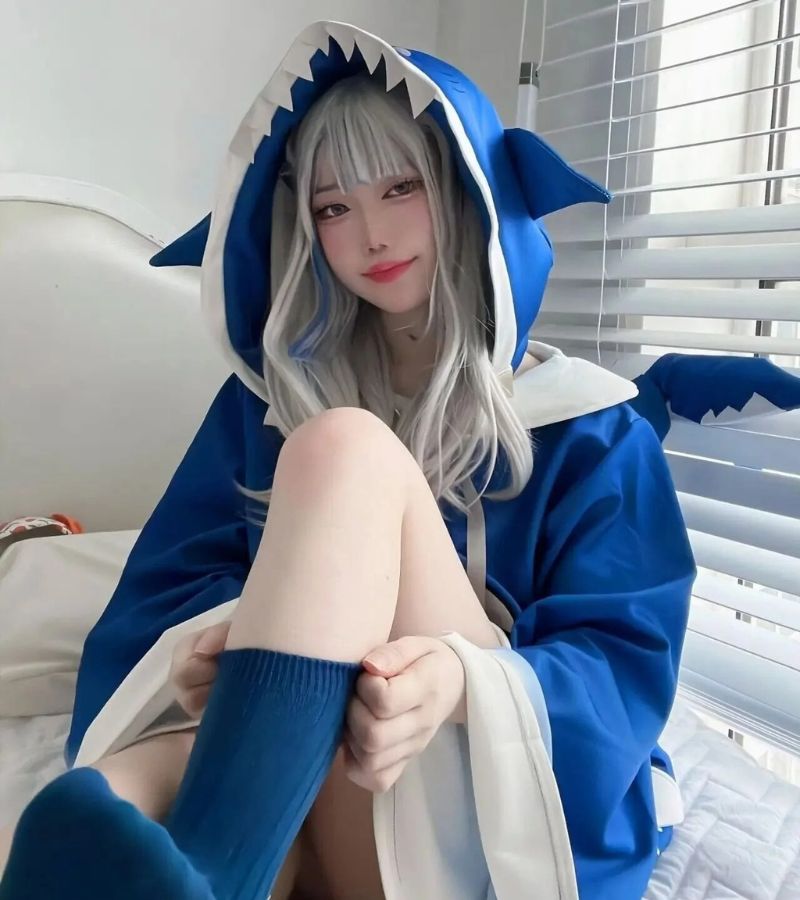 hình ảnh cosplay gura xinh