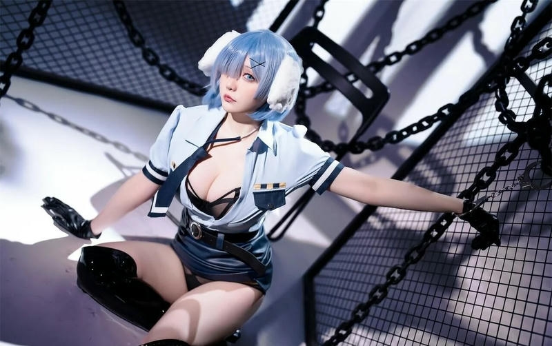 hình ảnh cosplay rem gợi cảm