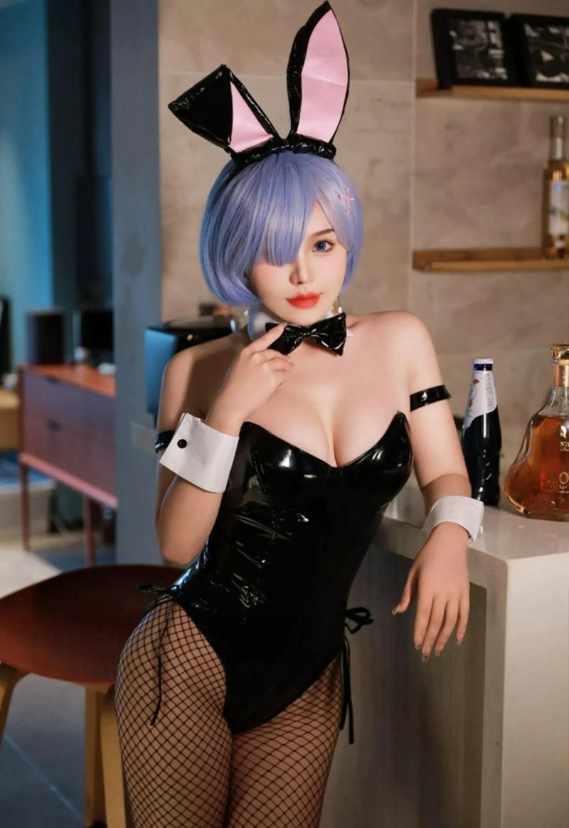 hình ảnh cosplay rem sexy