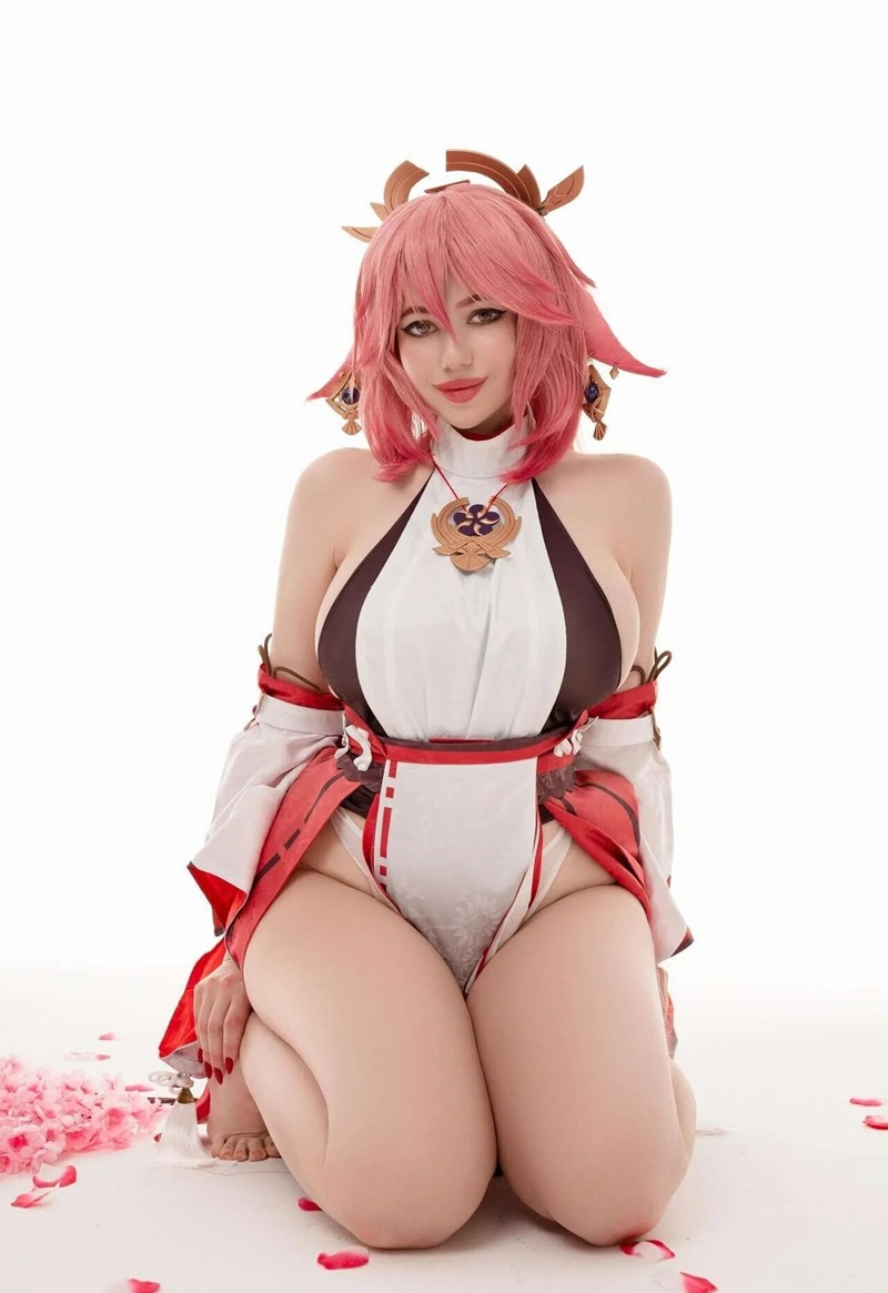 hình ảnh cosplay yae miko cực xinh