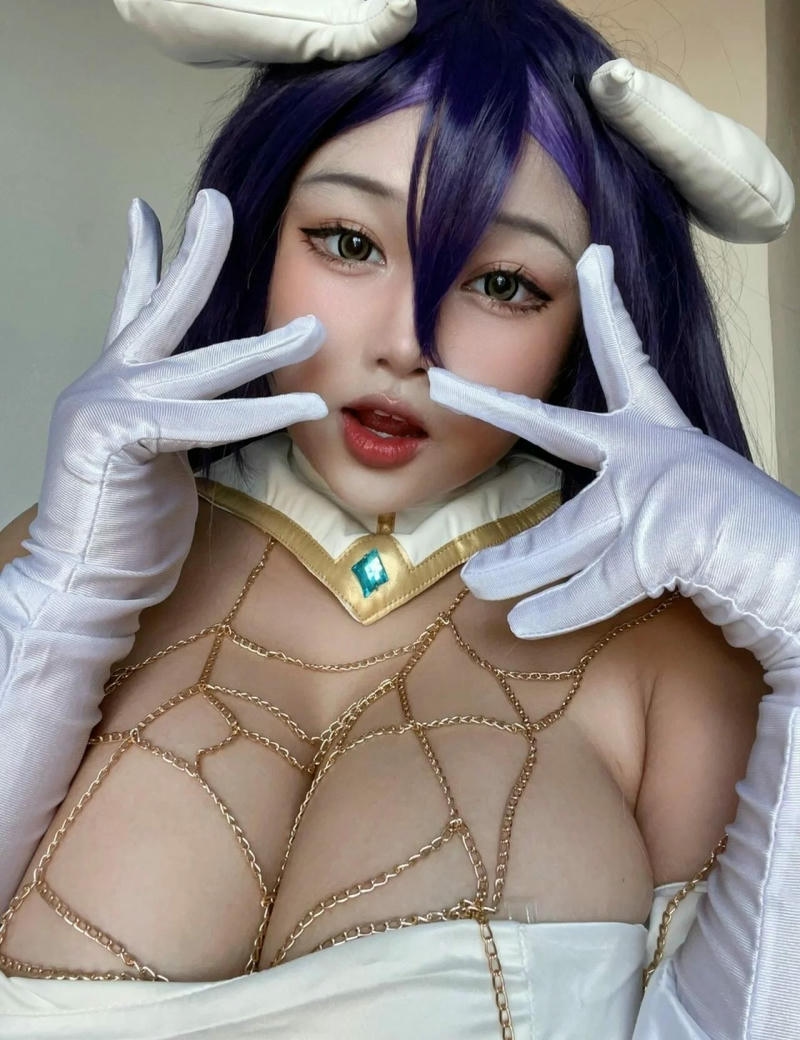 ảnh albedo cosplay cực dâm
