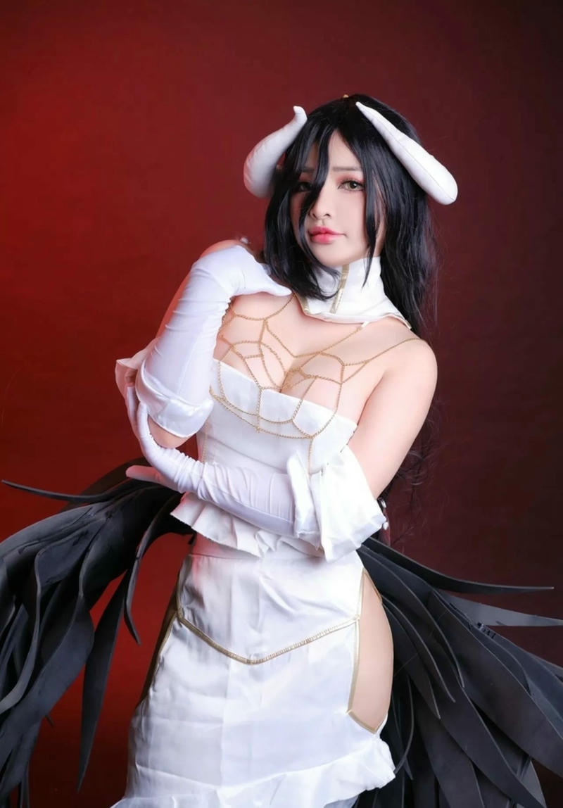 ảnh albedo cosplay dâm