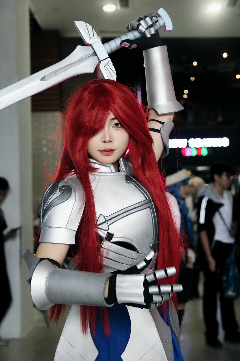 ảnh cosplay erza nóng bỏng