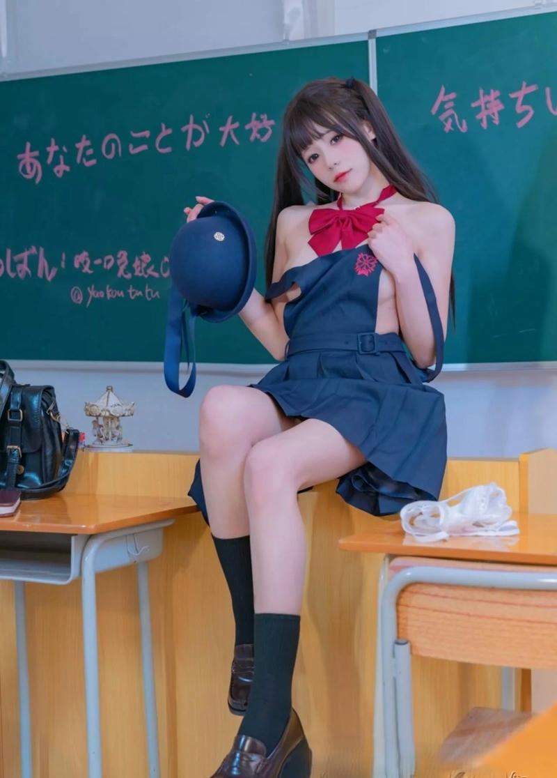 ảnh cosplay nữ sinh dâm