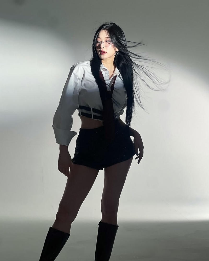ảnh cosplay thư ký dâm