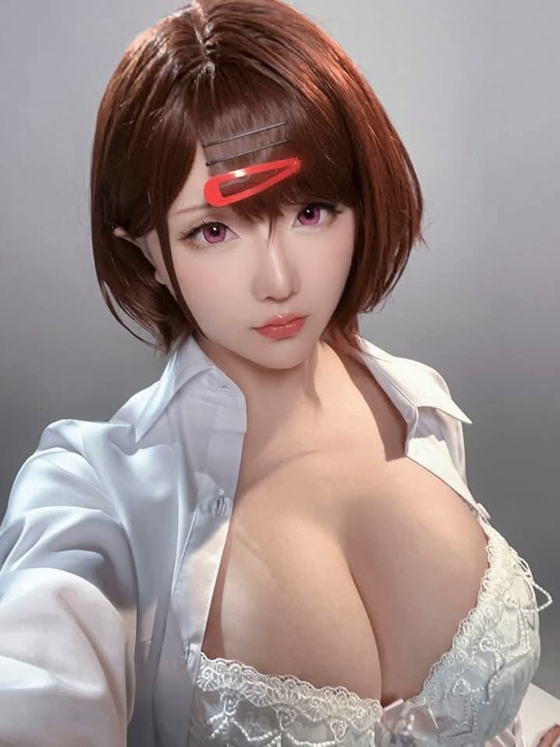 ảnh cosplay thư ký khiêu dâm