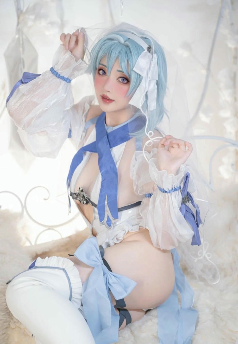 ảnh eula cosplay khiêu dâm