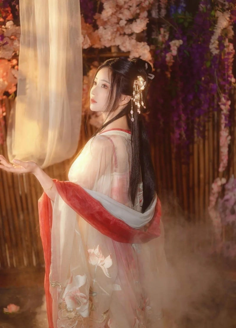 cosplay cổ trang dâm
