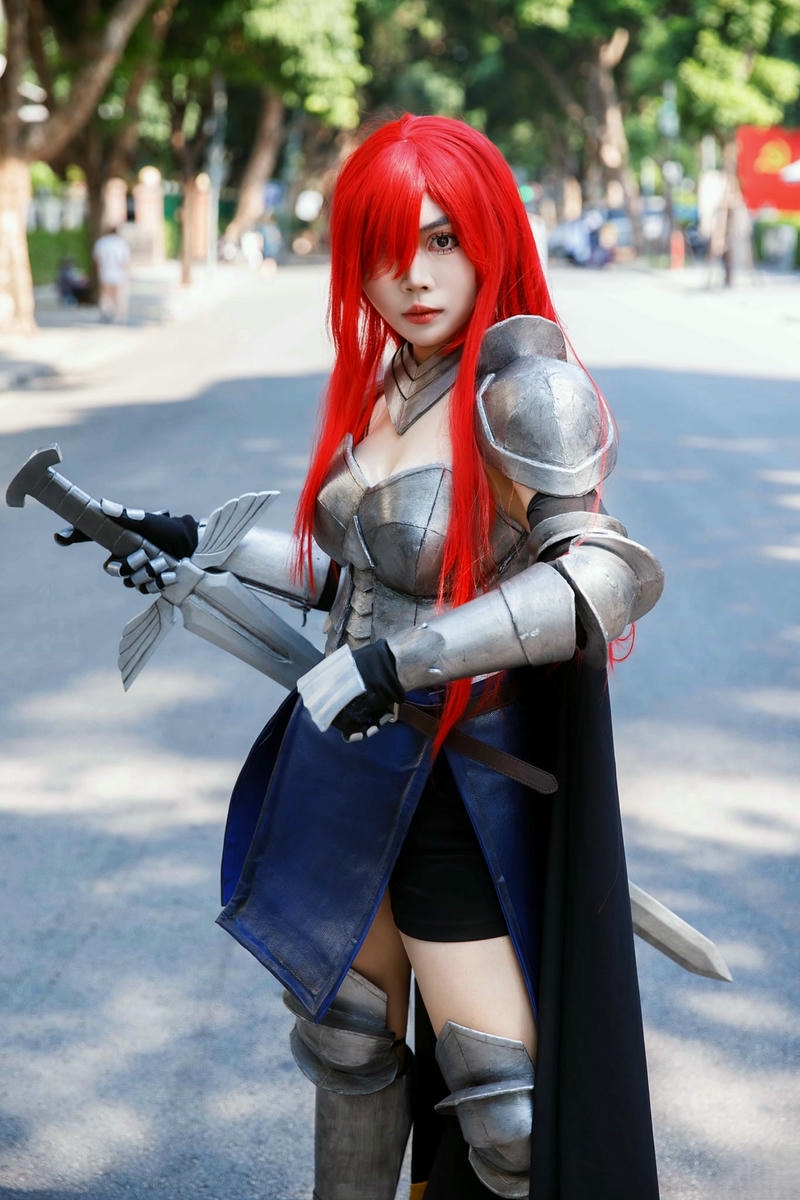 cosplay erza khiêu gợi