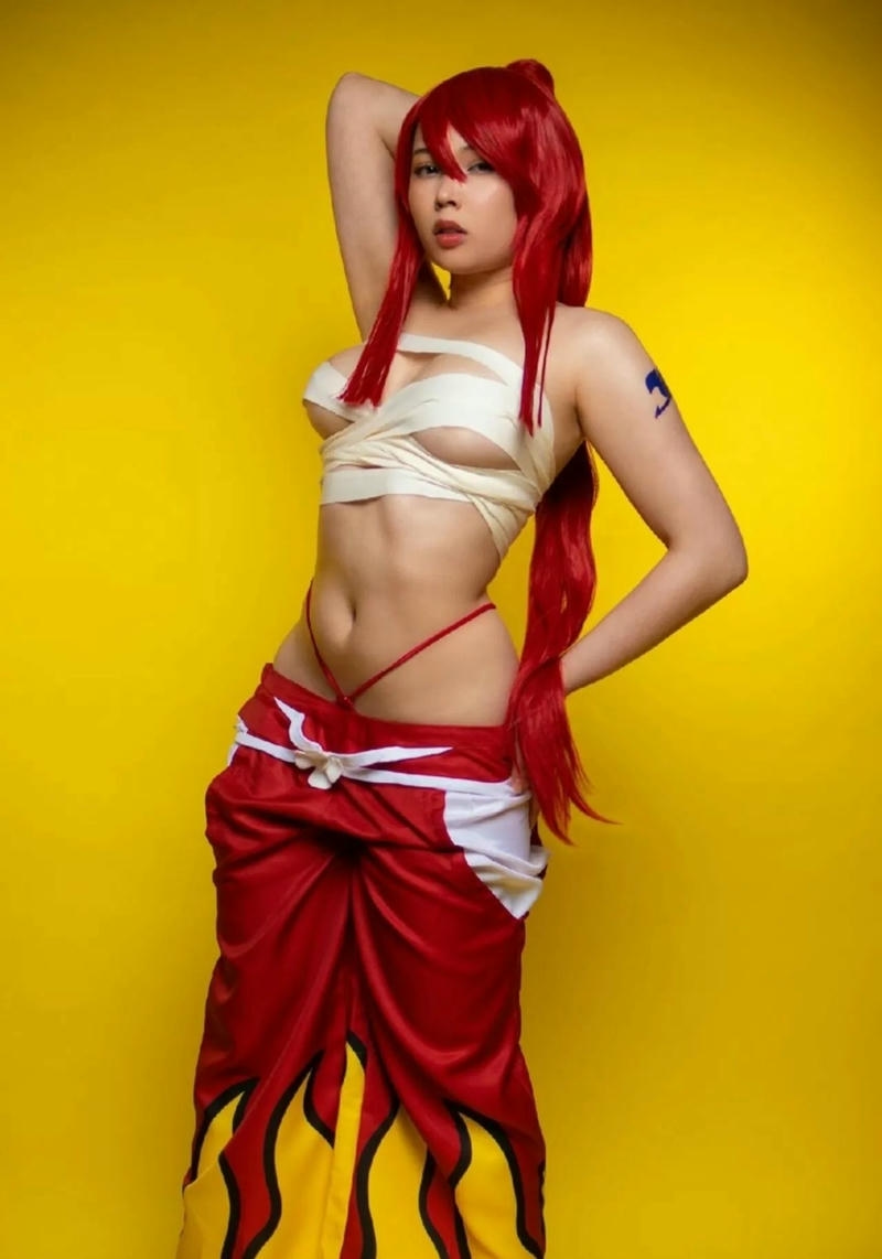 cosplay erza quyễn rũ