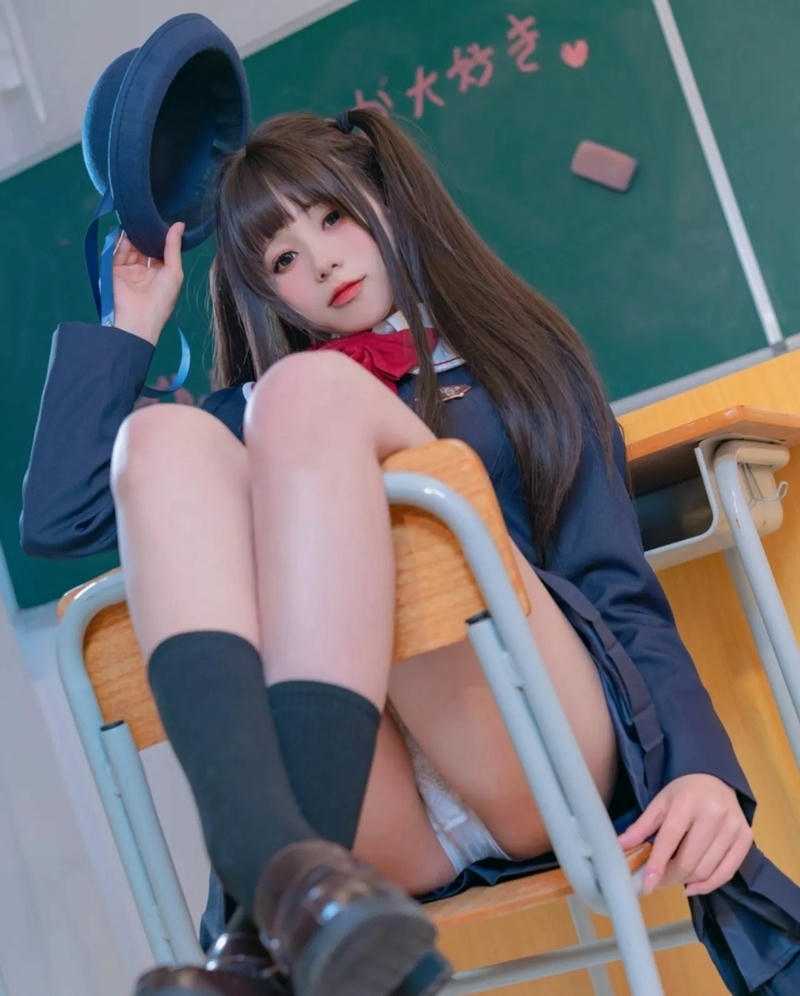cosplay nữ sinh sexy