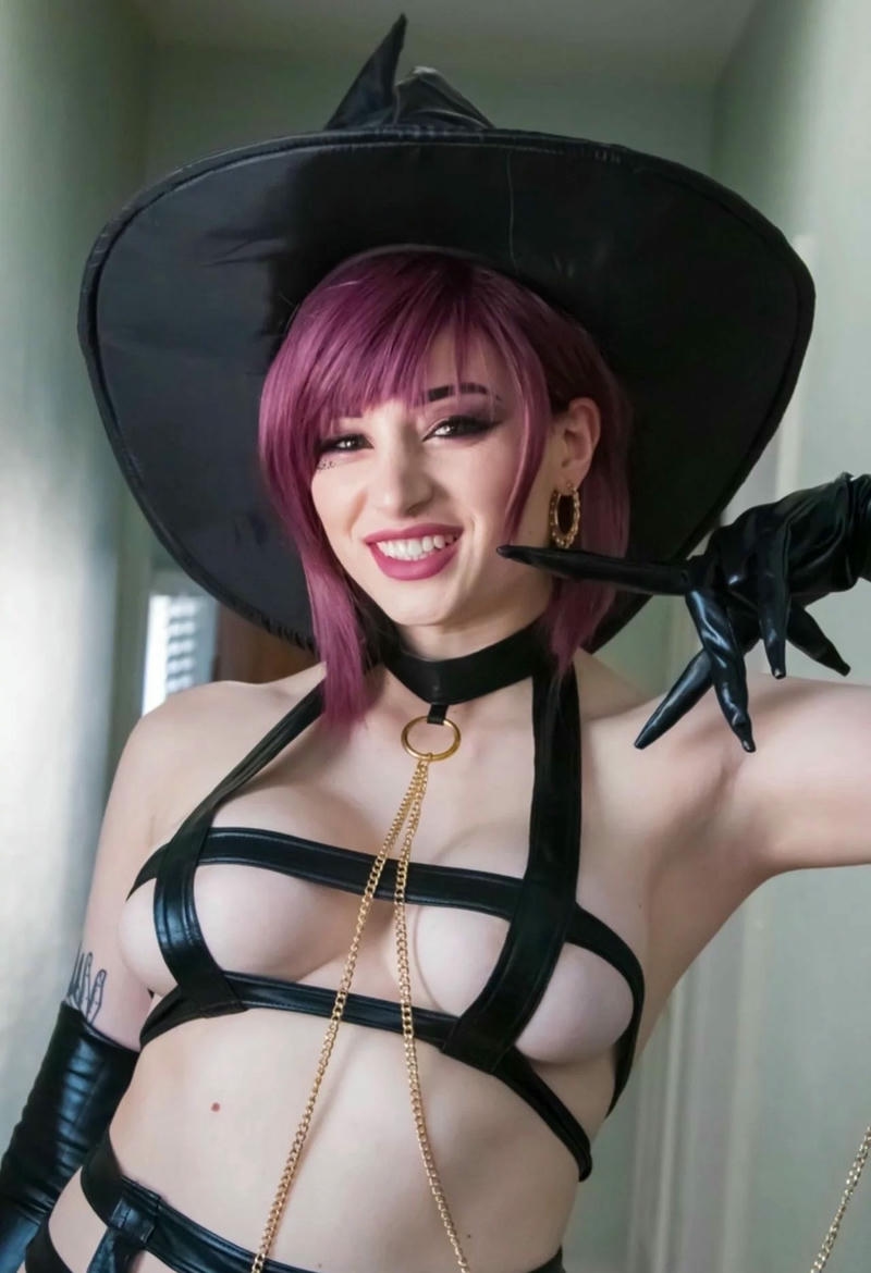 cosplay phù thủy ngọt nước