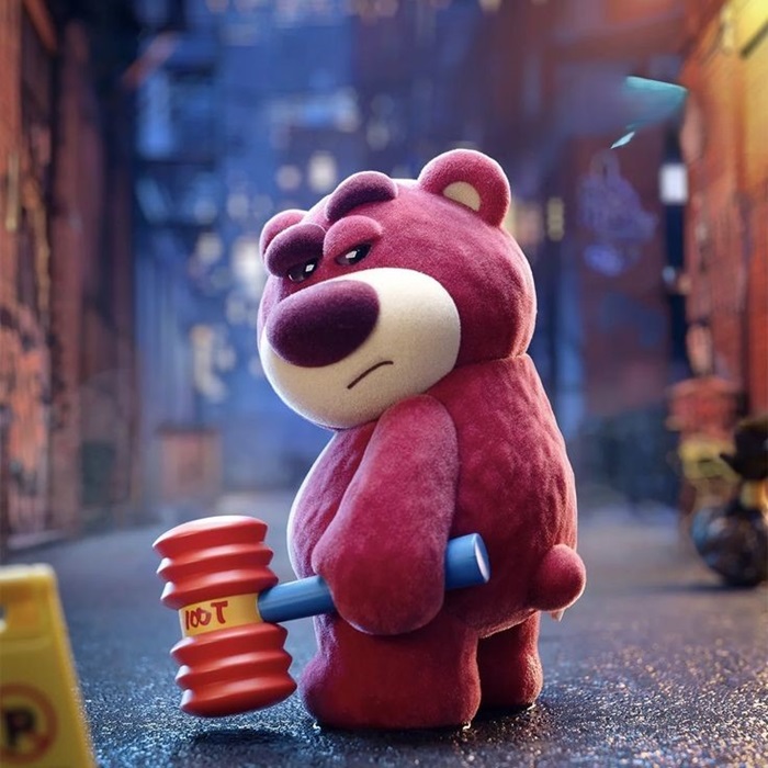 gấu dâu chibi cầm búa