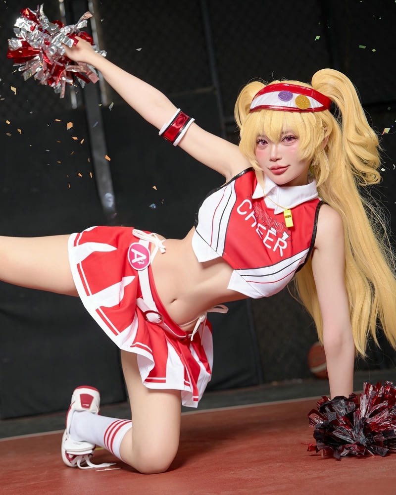 zinie quỳnh cosplay năng