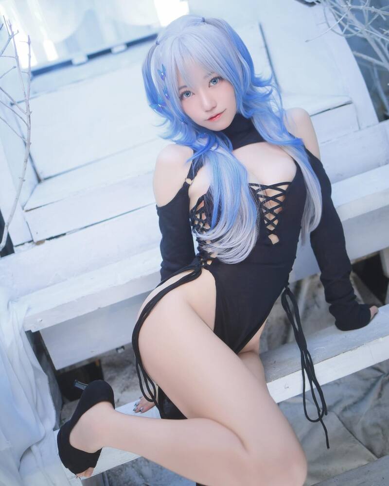 ảnh cosplay múp