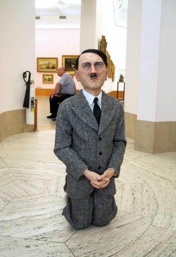 ảnh meme hitler nùn