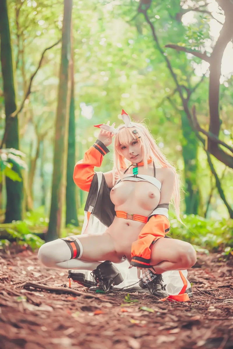 cosplay khoe hàng