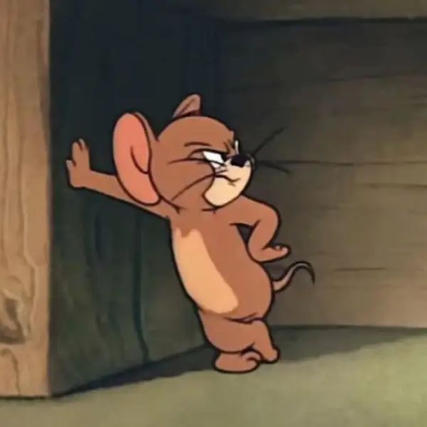 meme chống nạnh chuột
