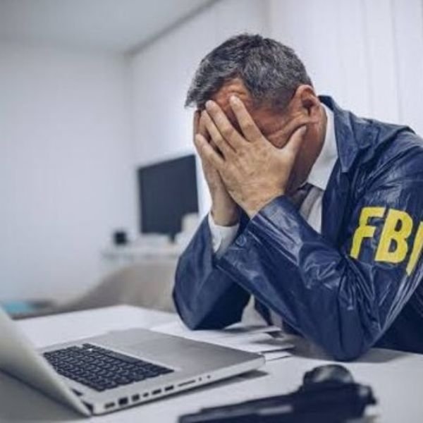 meme fbi bất lực