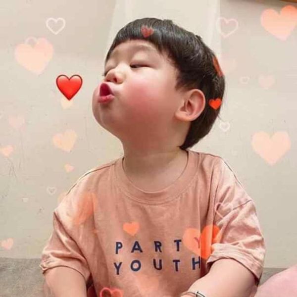 meme tình yêu chu mỏ